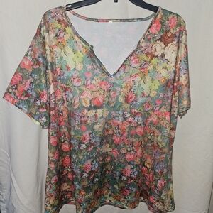 Source Unknown Floral V-Neck Short Sleeve Top - Green Multi